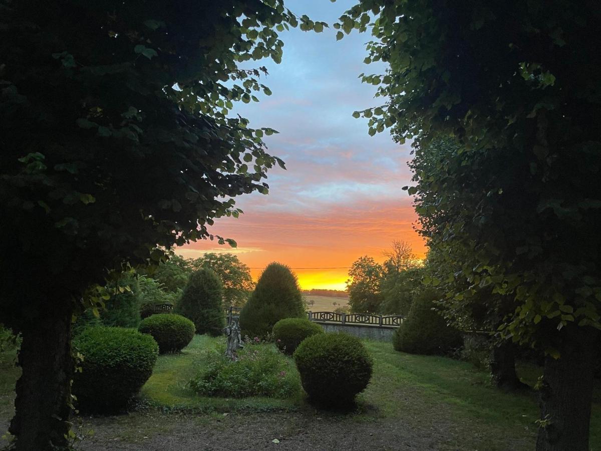 Demeure Des Payratons Bed and Breakfast Saint-Gerand-le-Puy Buitenkant foto