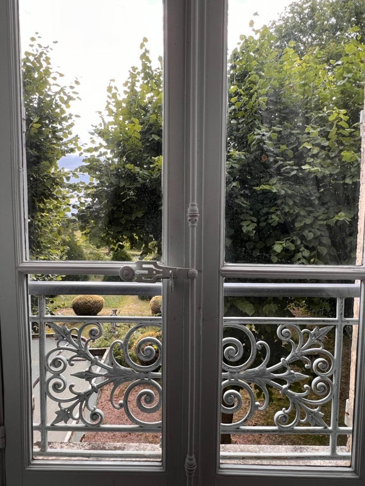 Demeure Des Payratons Bed and Breakfast Saint-Gerand-le-Puy Buitenkant foto